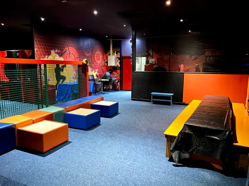 GK-Blast-Arena-Slumber-Room-Table_EDIT