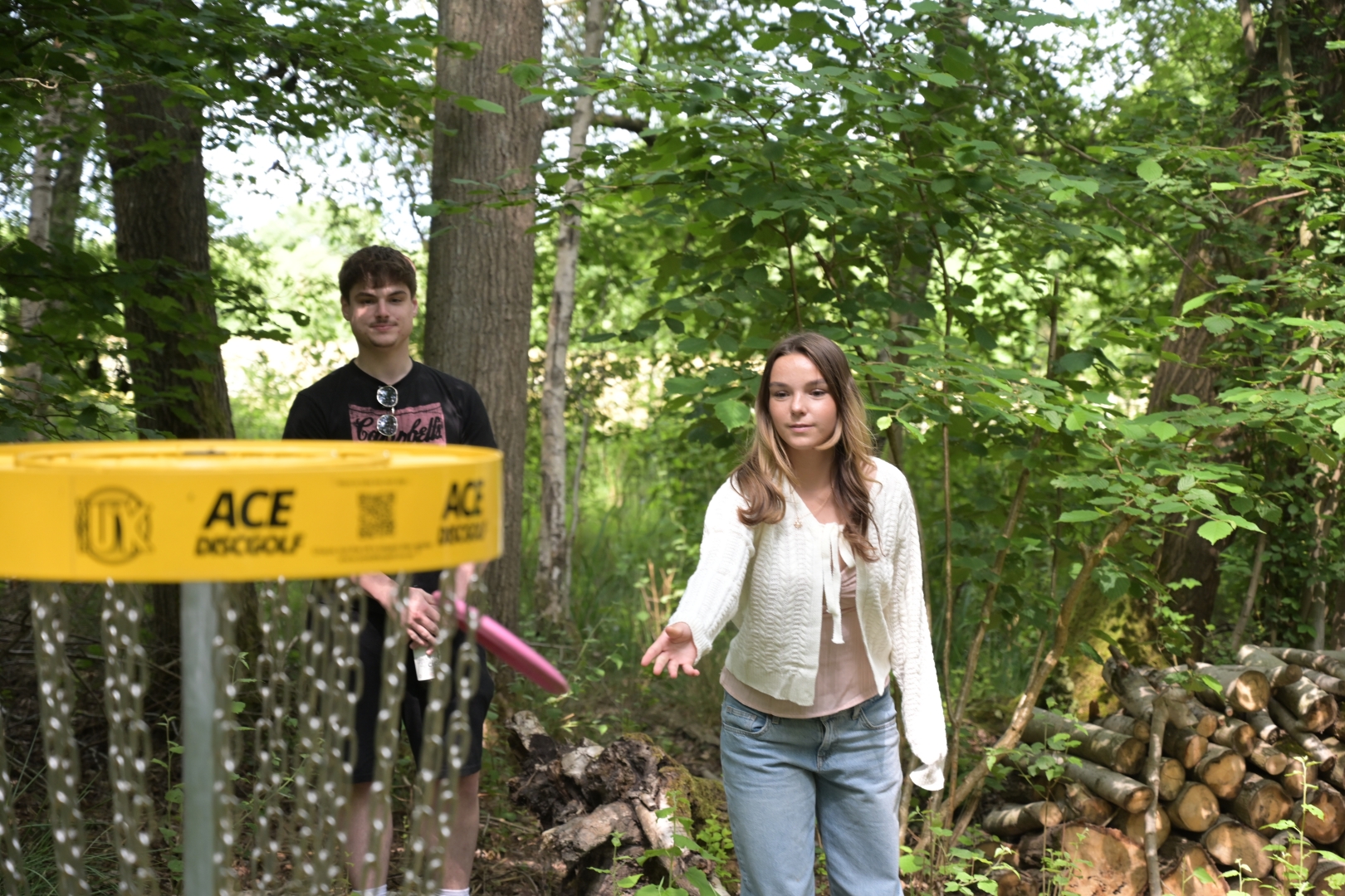 Resized_Disc Golf Party 3