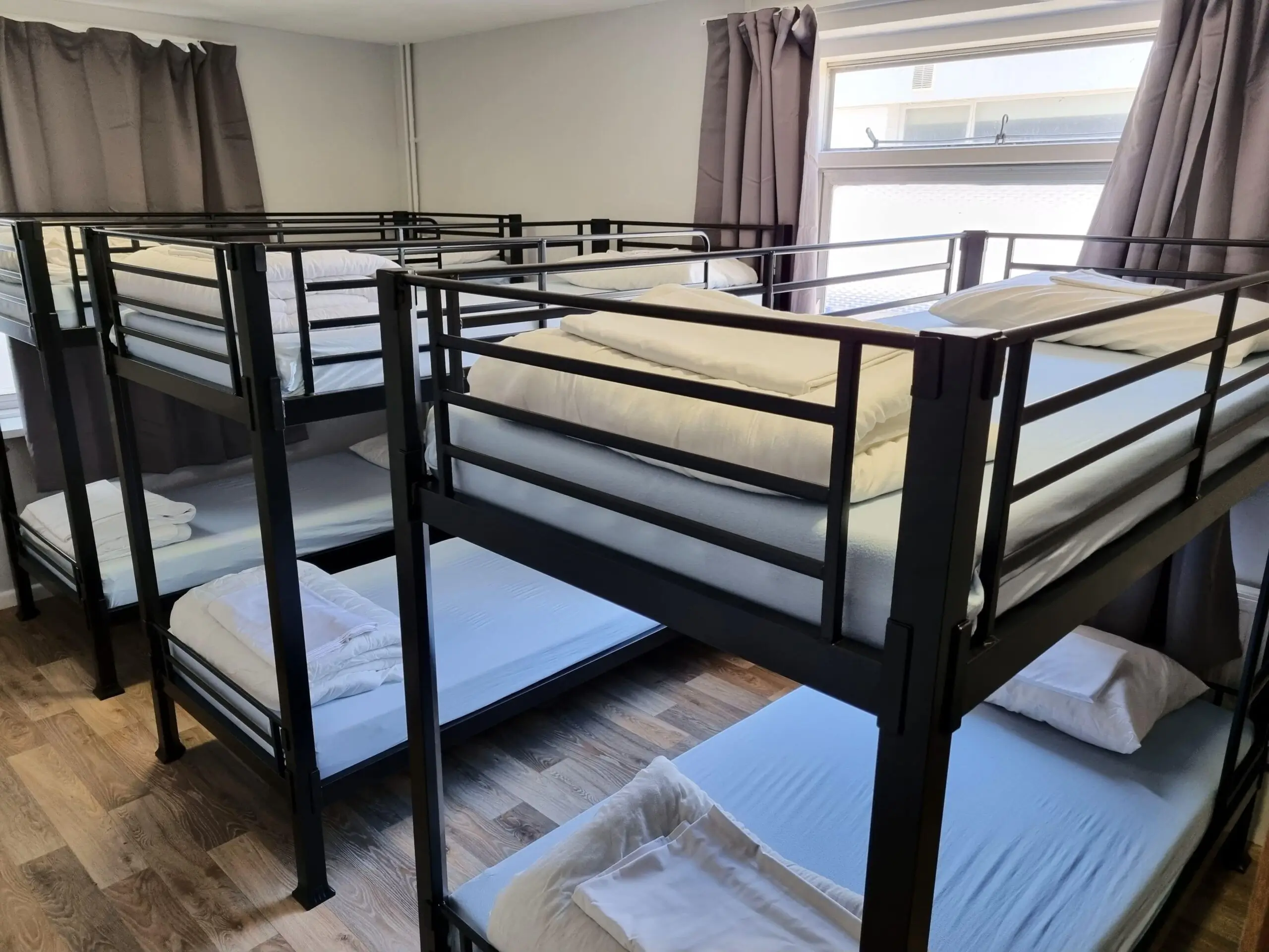 10.-Accom-bunk-rooms-min-scaled