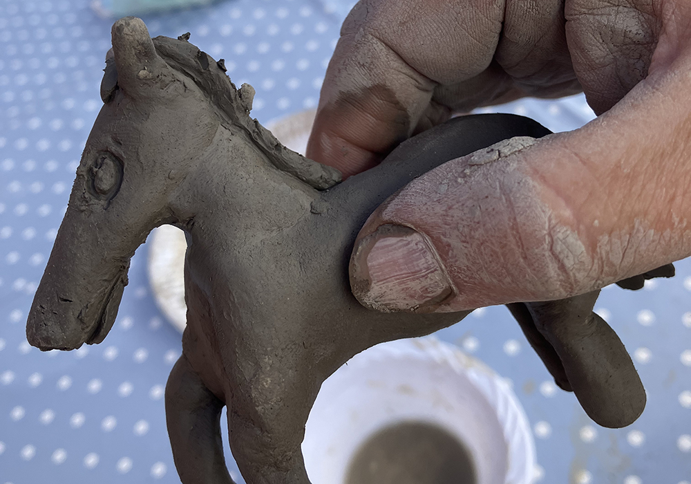 clay horse 1